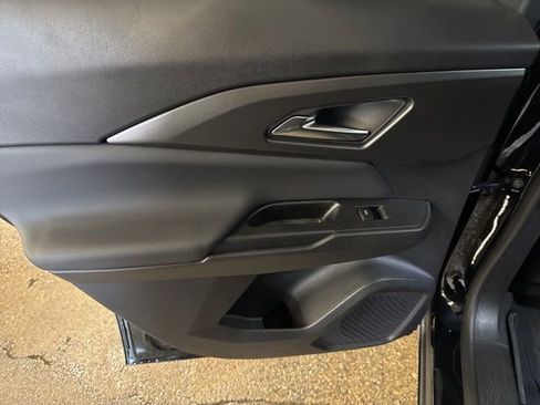 New 2026 Chevrolet Equinox EV LT image 21