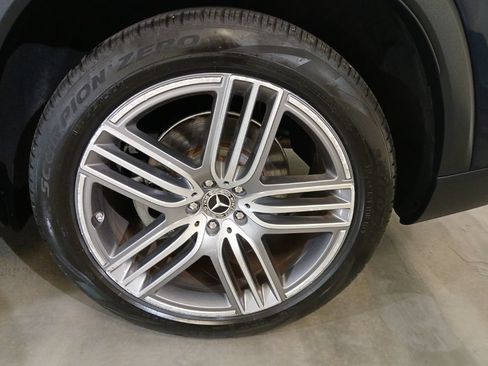 Used 2022 Mercedes-Benz GLS 450 4MATIC image 19