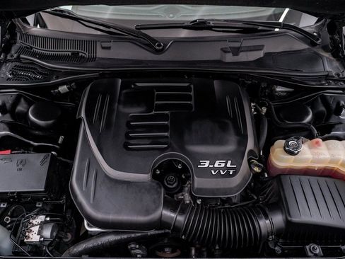 Used 2022 Dodge Challenger GT image 29