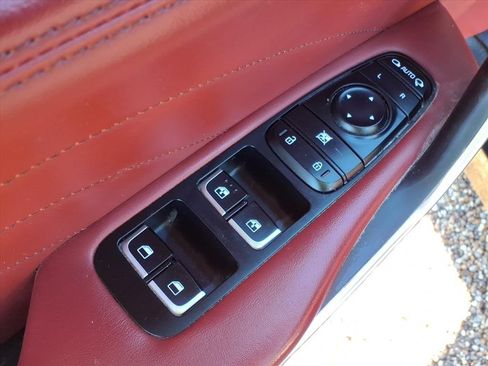 Used 2022 Kia Stinger GT2 w/ Red Interior Color Package image 18