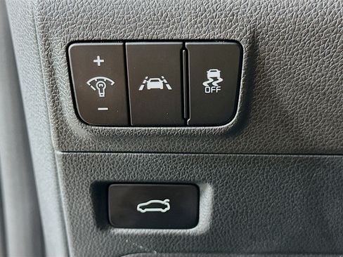 Used 2022 Kia K5 GT-Line FWD image 17