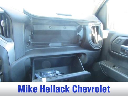 New 2026 Chevrolet Silverado 1500 Custom Trail Boss w/ LPO, Dark Essentials Package AWD/4WD image 22