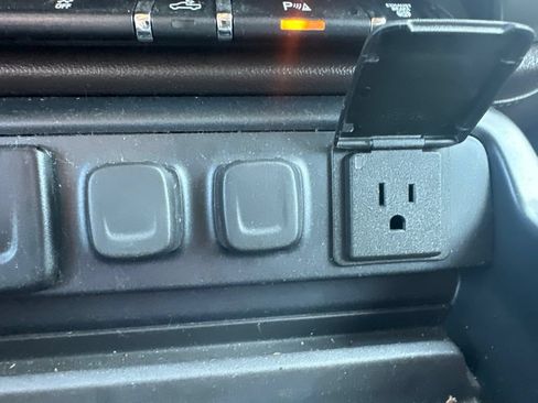 Used 2018 Chevrolet Silverado 2500 LTZ w/ Duramax Plus Package AWD/4WD image 22