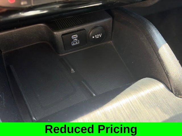 Used 2022 Ford Escape Titanium w/ Titanium Elite Package AWD/4WD image 28