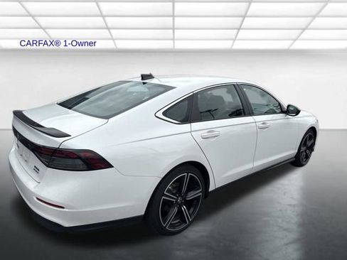 Used 2024 Honda Accord Sport image 9