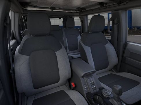 New 2026 Ford Bronco 4-Door AWD/4WD image 43