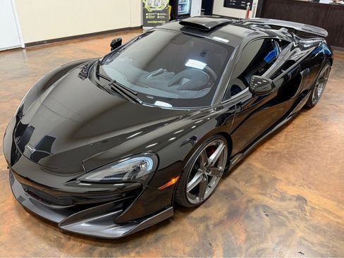 Used 2019 McLaren 600LT RWD image 15
