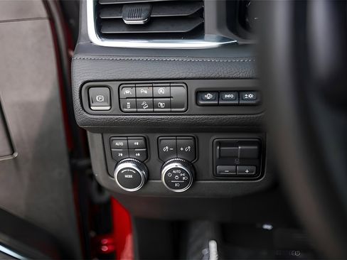 Used 2023 GMC Yukon Denali w/ Max Trailering Package image 18