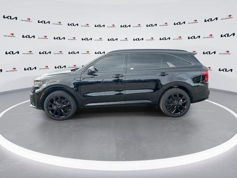 Certified 2023 Kia Sorento SX FWD image 5