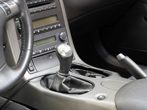 Used 2007 Chevrolet Corvette Coupe w/ Preferred Equipment Group RWD image 45
