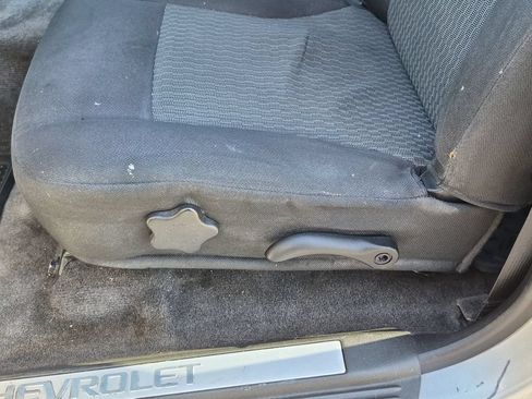 Used 2011 Chevrolet Colorado LT RWD image 12