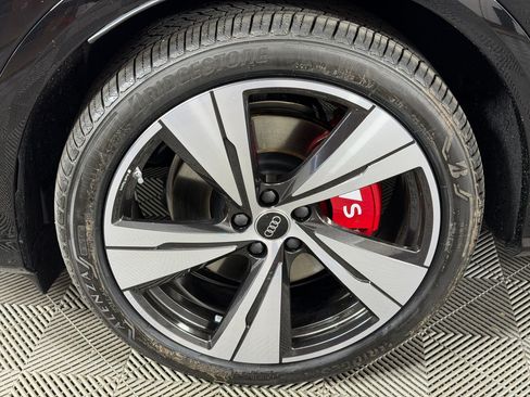 New 2026 Audi SQ5 Premium Plus AWD/4WD image 12