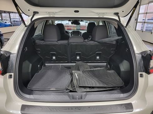 Used 2025 Subaru Crosstrek 2.0i Premium AWD/4WD image 36