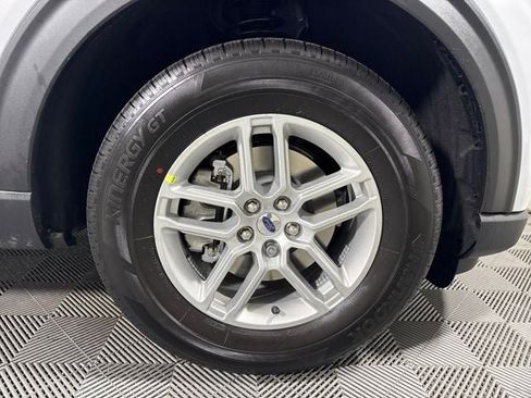 New 2026 Ford Explorer Active image 11