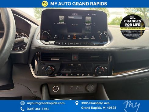 Used 2023 Nissan Rogue SL w/ SL Premium Package AWD/4WD image 19