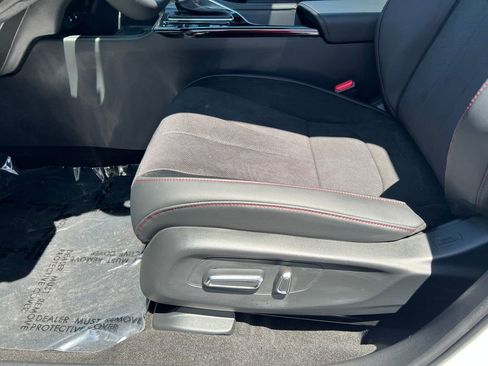 Certified 2025 Acura ADX A-Spec image 14