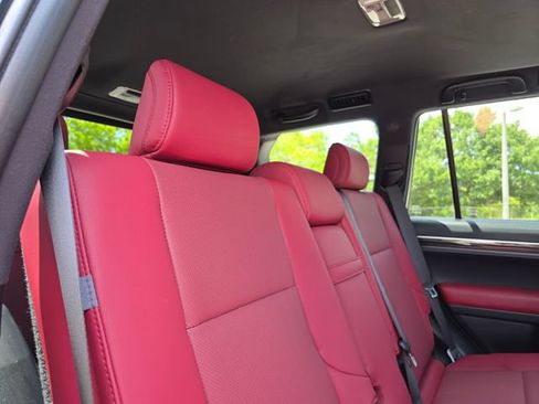 Used 2023 Lexus GX 460 Premium w/ Premium Package AWD/4WD image 14