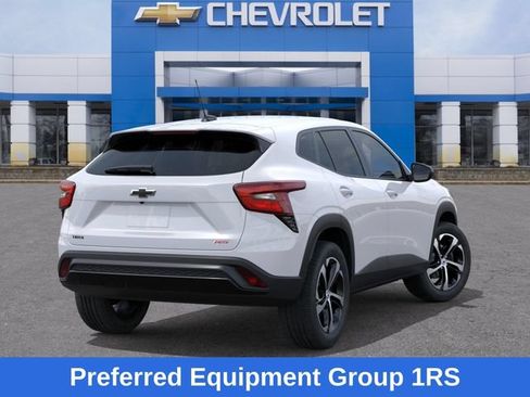 New 2026 Chevrolet Trax RS w/ Driver Confidence Package FWD image 5