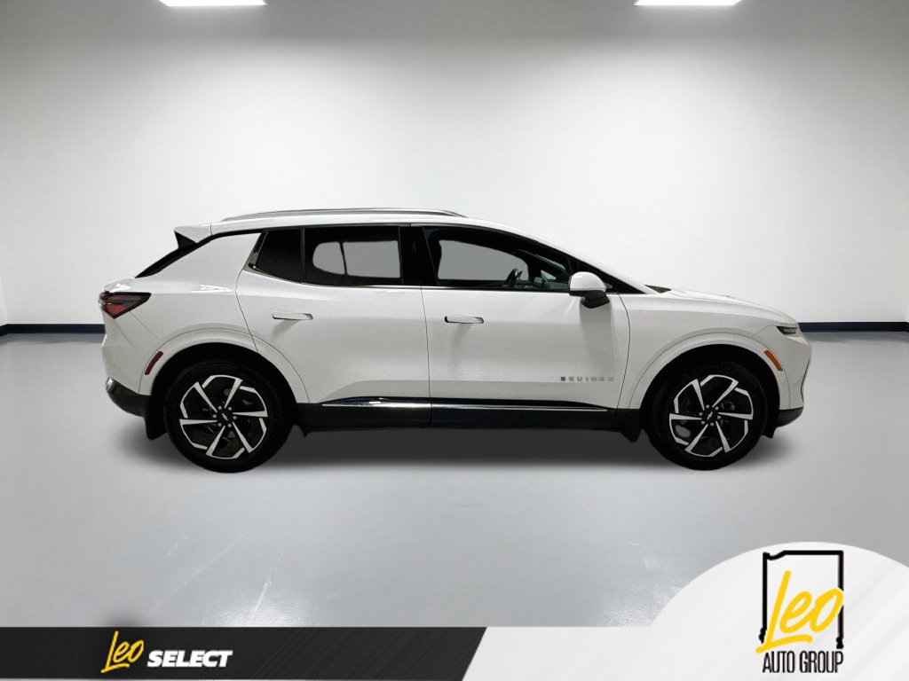 Used 2024 Chevrolet Equinox EV LT w/ LPO, Interior Storage Package FWD image 5