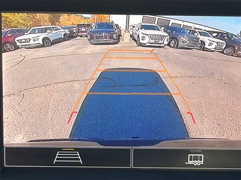 Used 2024 Chevrolet Silverado 1500 Custom image 28