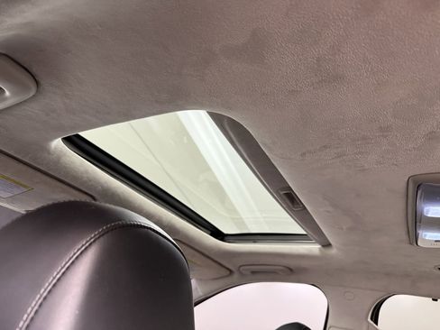 Used 2022 Kia Telluride SX w/ SX Prestige Package image 25