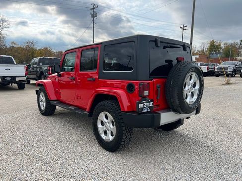 Used 2015 Jeep Wrangler Unlimited Sahara w/ Connectivity Group image 6