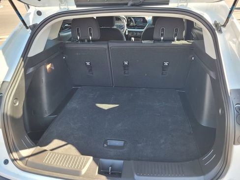 Used 2024 Chevrolet Trax LS image 24