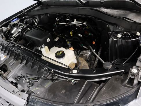 Certified 2023 Ford Explorer XLT w/ Equipment Group 202A image 20