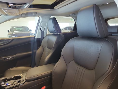 Used 2024 Lexus NX 350 AWD image 23