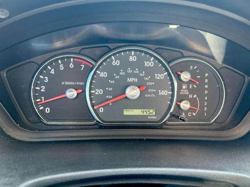 Used 2011 Mitsubishi Endeavor LS AWD/4WD image 11