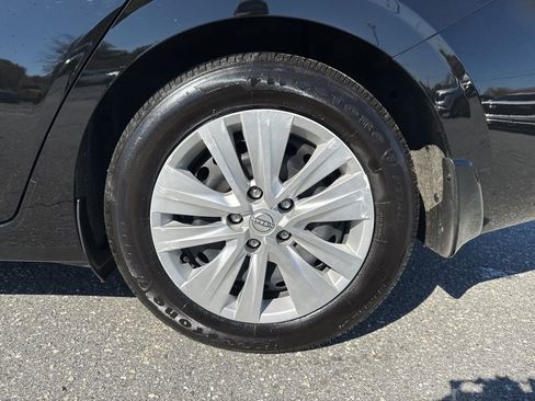 Used 2024 Nissan Sentra S image 26