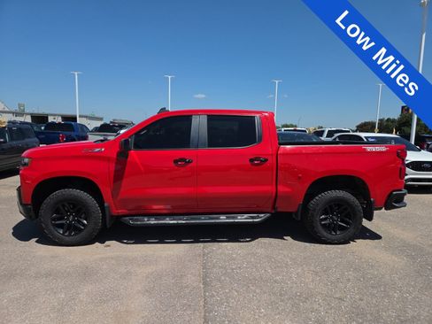 Used 2019 Chevrolet Silverado 1500 LT Trail Boss AWD/4WD image 2