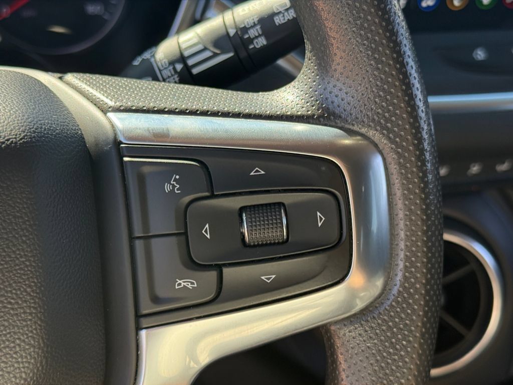 Used 2023 Chevrolet Blazer LT w/ Convenience Package AWD/4WD image 17
