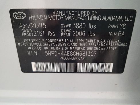 Used 2016 Hyundai Elantra SE image 33