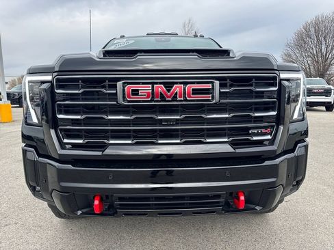 New 2026 GMC Sierra 2500 AT4 w/ AT4 Premium Plus Package AWD/4WD image 9