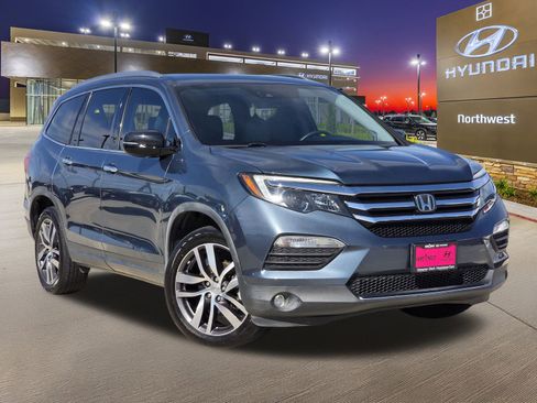 Used 2017 Honda Pilot Elite image 3