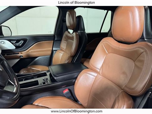 Used 2020 Lincoln Aviator Reserve w/ Equipment Group 202A image 24
