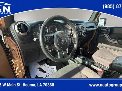 Used 2015 Jeep Wrangler Unlimited Sport w/ Quick Order Package 24S AWD/4WD image 12