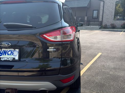Used 2014 Ford Escape SE AWD/4WD image 10