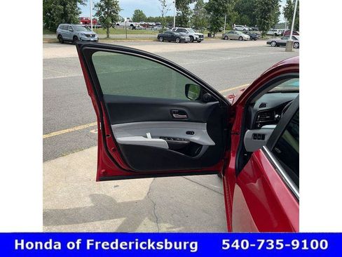 Used 2019 Acura ILX FWD image 14