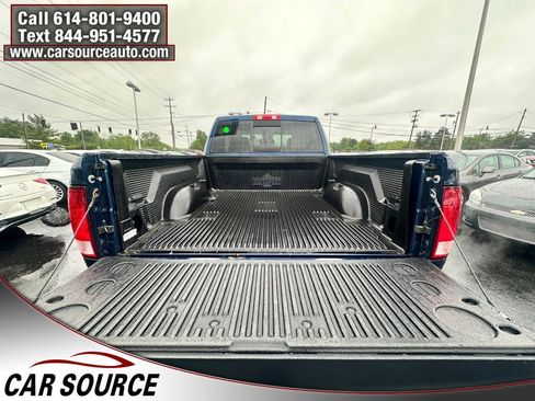 Used 2020 RAM 1500 Classic SLT AWD/4WD image 23