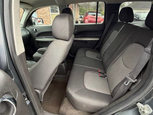Used 2010 Chevrolet HHR LT image 19