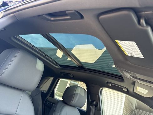 Used 2025 Audi Q3 2.0T Premium w/ Convenience Package image 18