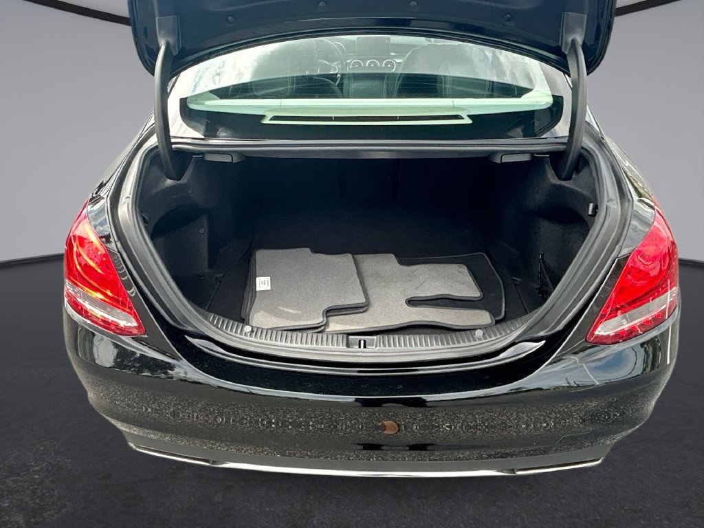 Used 2017 Mercedes-Benz C 300 Sedan image 10