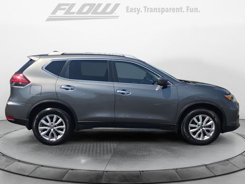 Used 2018 Nissan Rogue SV AWD/4WD image 10