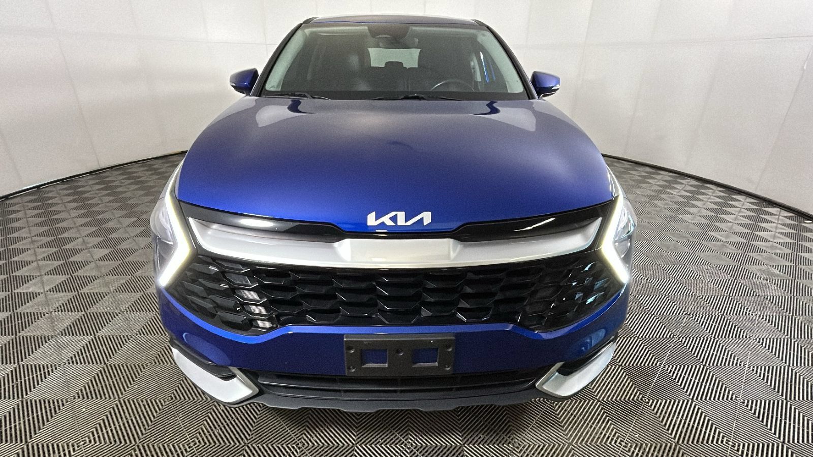Used 2023 Kia Sportage EX FWD image 8