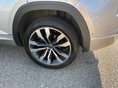 Used 2023 Volkswagen Atlas Cross Sport SEL Premium R-Line AWD/4WD image 8
