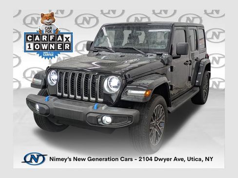 Used 2023 Jeep Wrangler Unlimited Sahara w/ Cold Weather Group AWD/4WD image 1