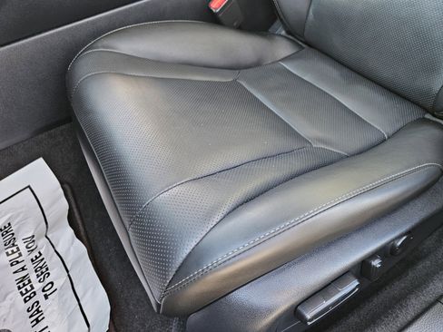 Used 2024 Honda Accord EX-L image 8