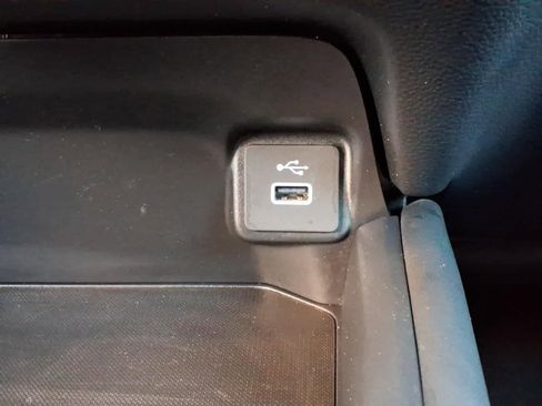 Certified 2024 Honda HR-V LX image 23